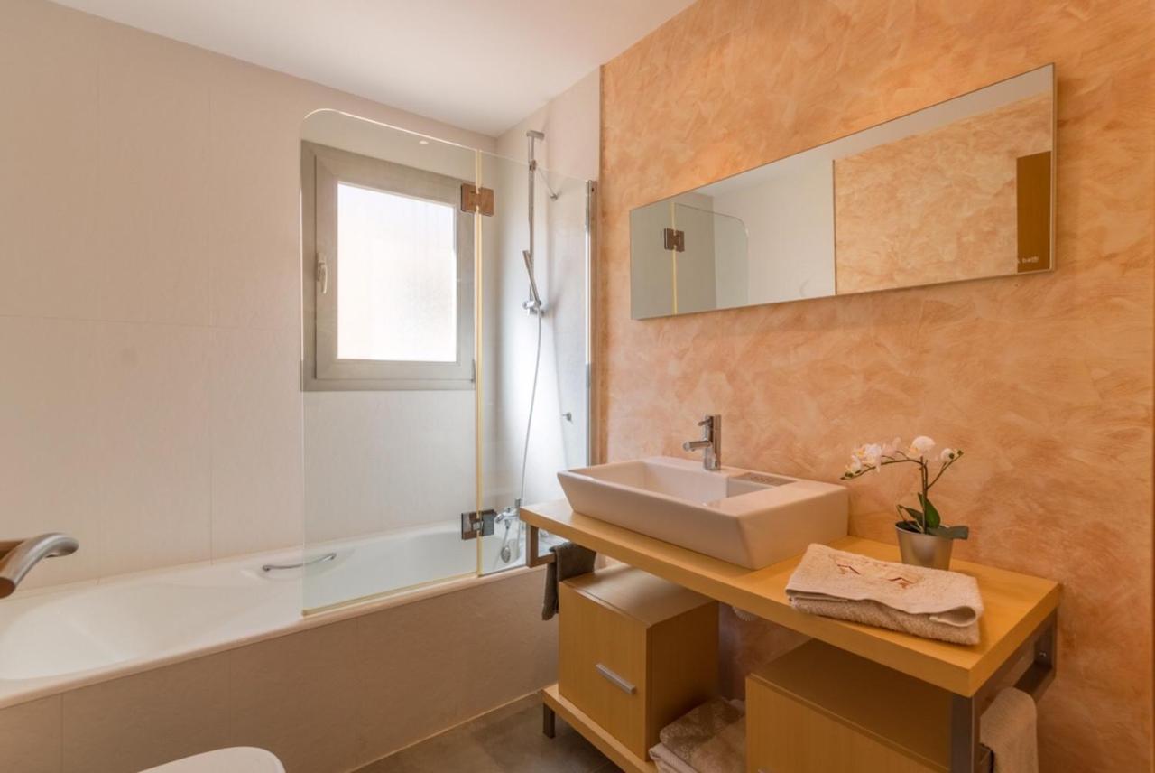 Suenos - With Pool And Seaview In Villa Son Serra de Marina