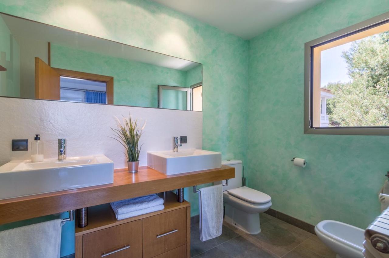 Villa Suenos - With Pool And Seaview In Son Serra de Marina
