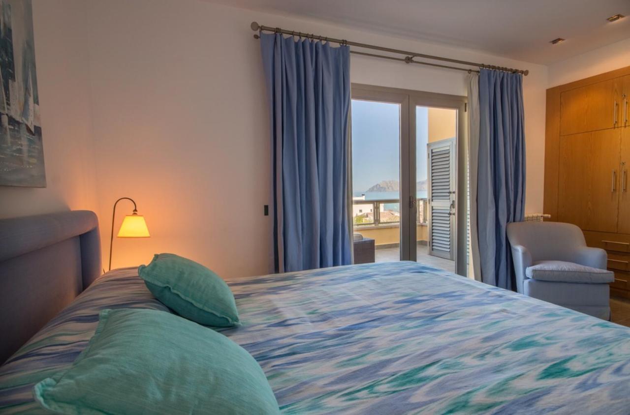 Suenos - With Pool And Seaview In Son Serra de Marina