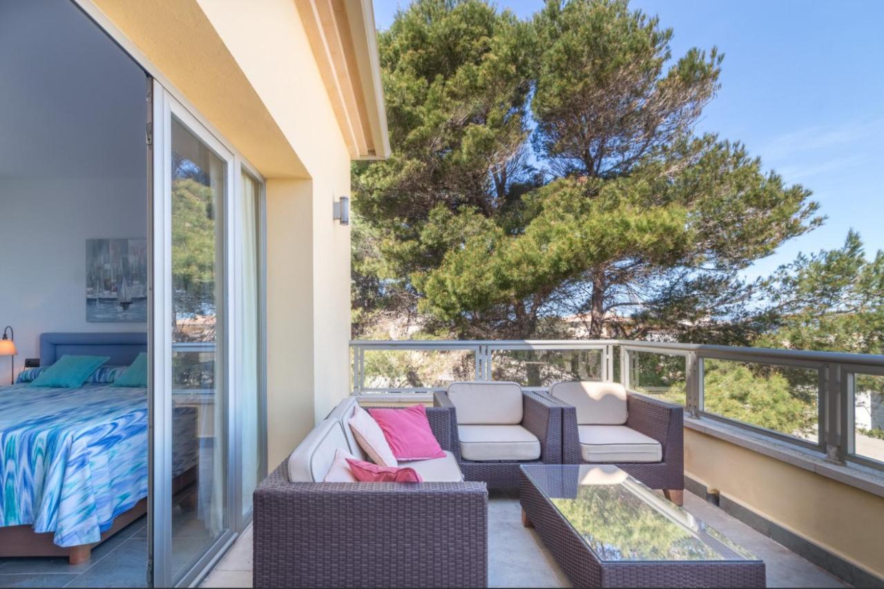 Suenos - With Pool And Seaview In Villa Son Serra de Marina